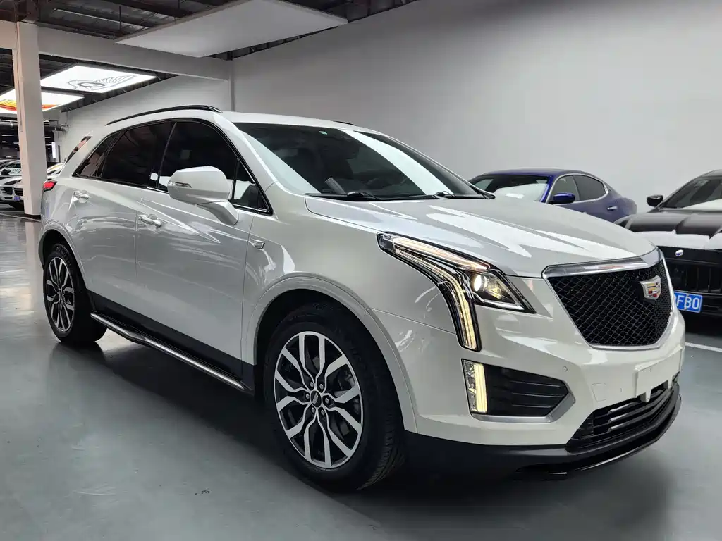 Cadillac XT5 2023 — фото 3
