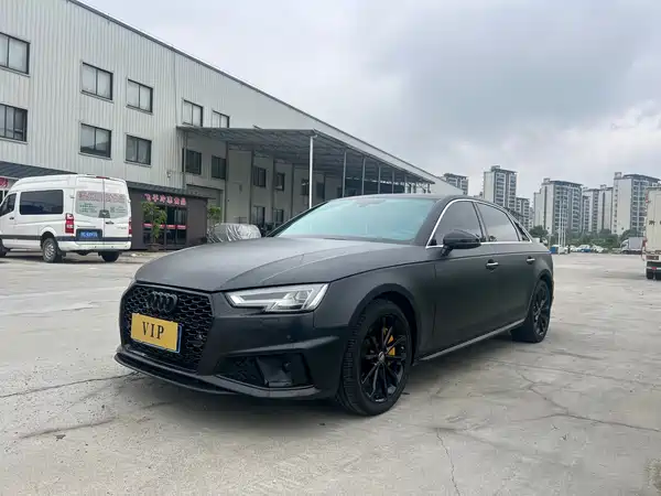 Audi A4L 2019