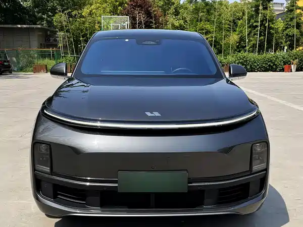 Li Auto L8 2023