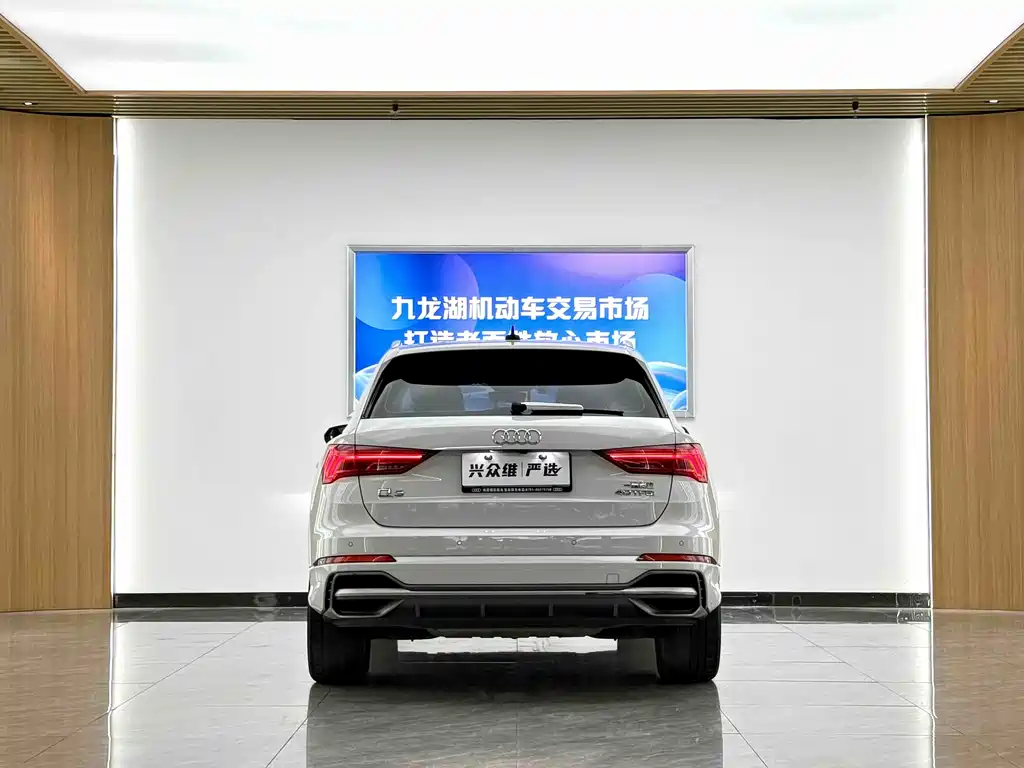Audi Q3 2020 — фото 5