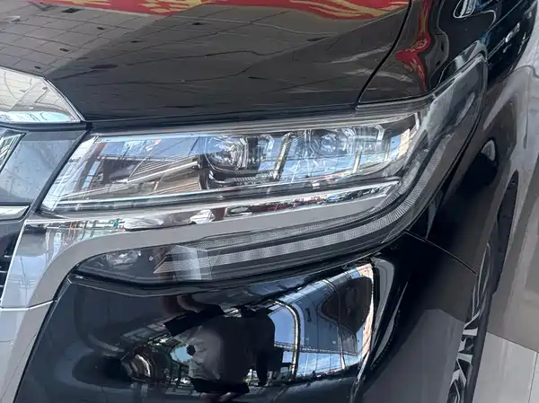 Toyota Alphard 2018