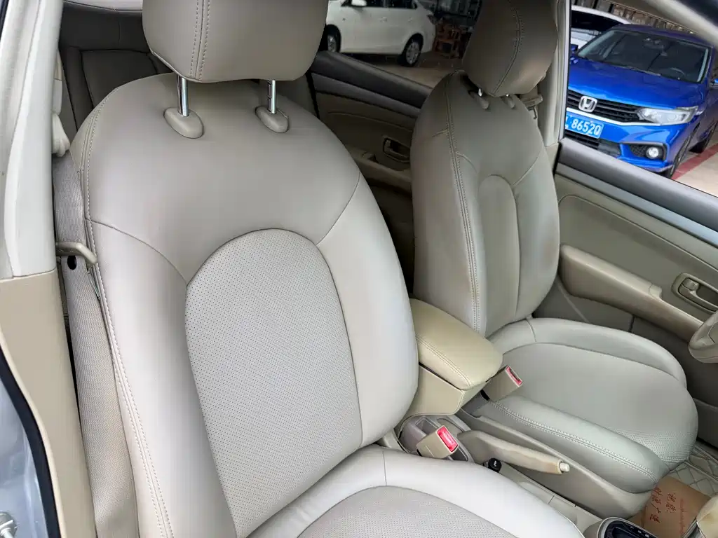 Nissan Sylphy 2019 — фото 15