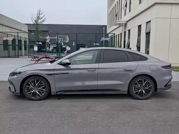 BYD Han 2025