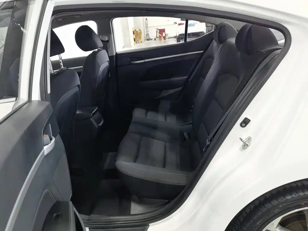 Hyundai Celesta 2016 — фото 15