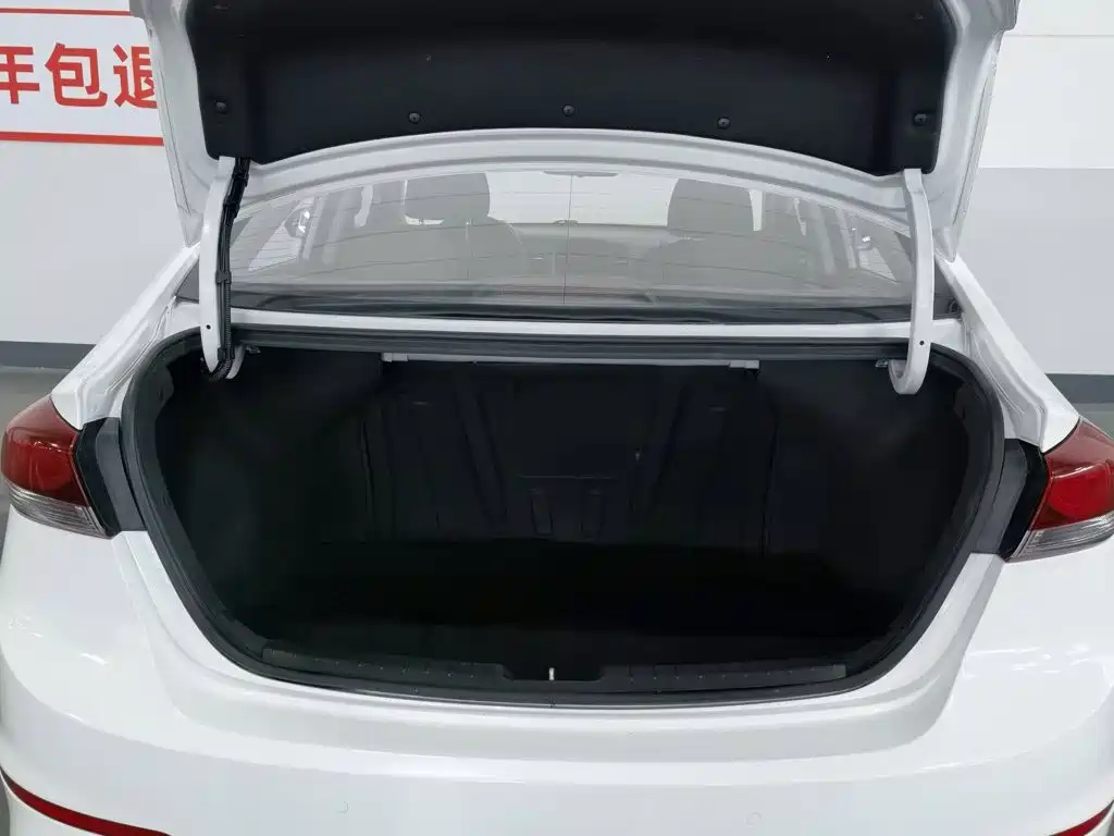 Hyundai Celesta 2016 — фото 16