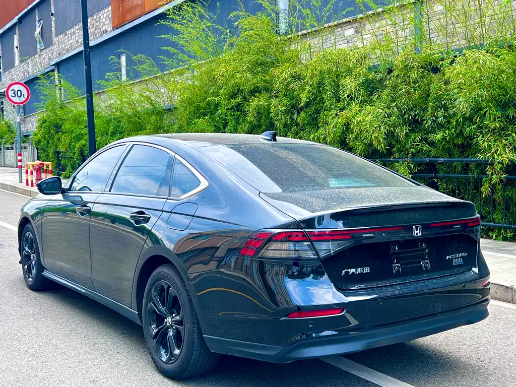 Honda Accord 2025 — фото 9