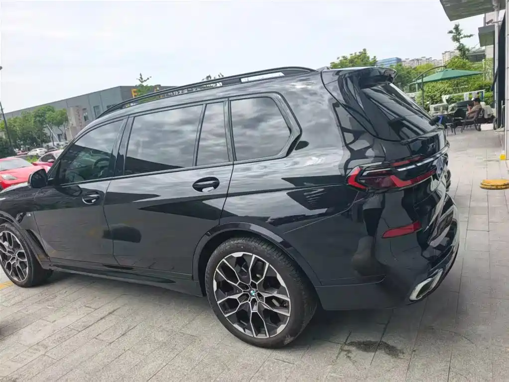 BMW X7 2023 — фото 4