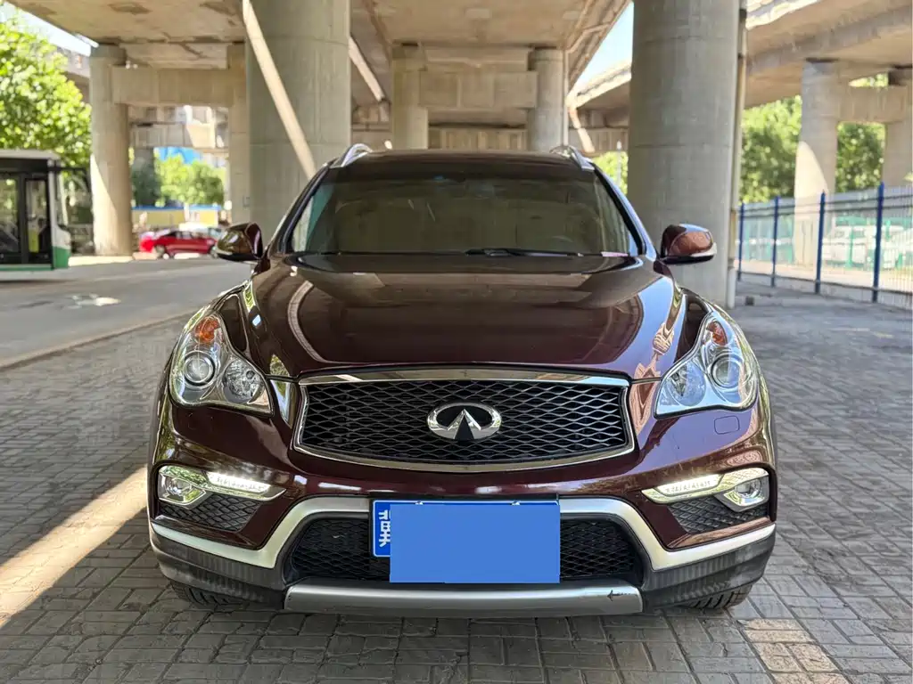 Infiniti QX50 2017 — фото 2