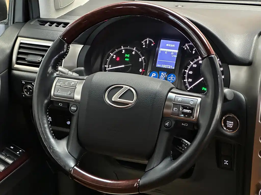 Lexus GX 2015 — фото 11