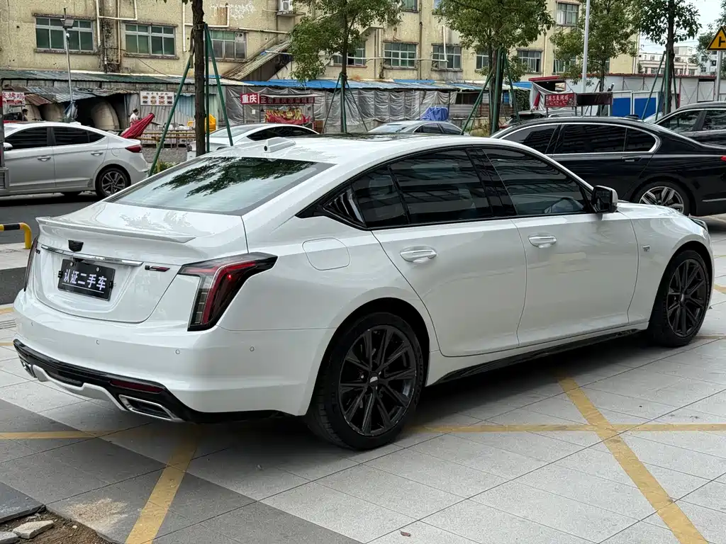 Cadillac CT5 2021 — фото 13