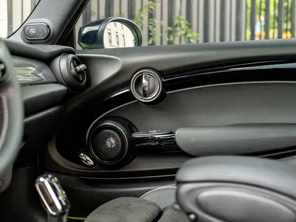 MINI JCW 2023