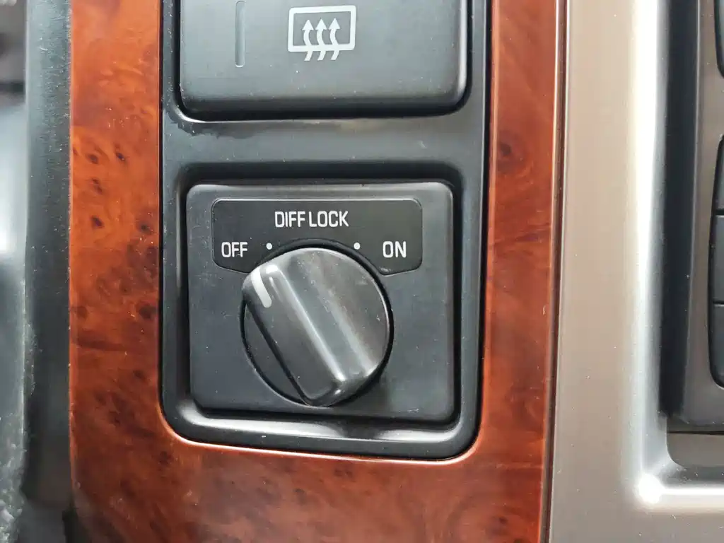 Nissan Patrol 2018 — фото 18