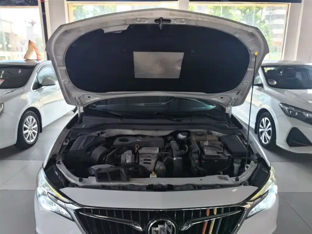 Buick Excelle 2019 — фото 20