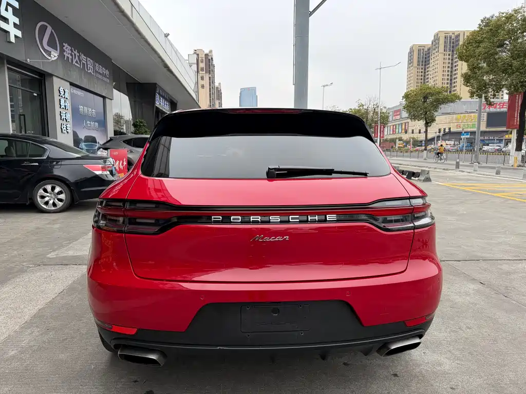 Porsche Macan 2019 — фото 14
