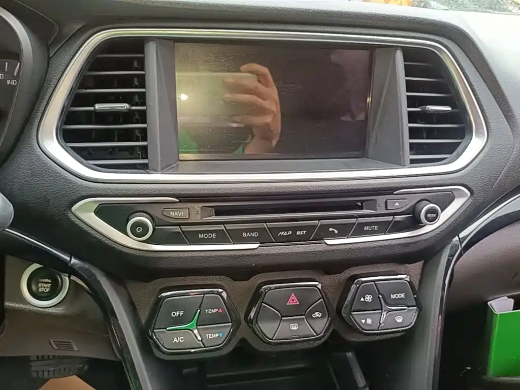 GAC Motor Trumpchi GS4 2015 — фото 13