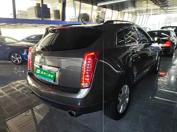 Cadillac SRX 2016