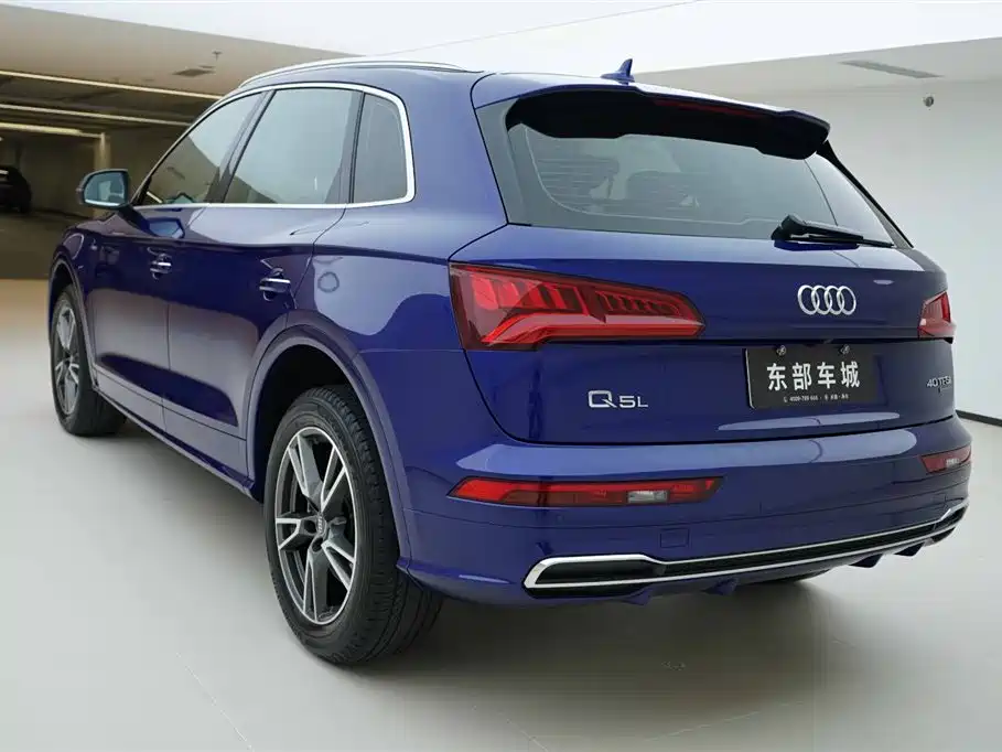 Audi Q5L 2018 — фото 4