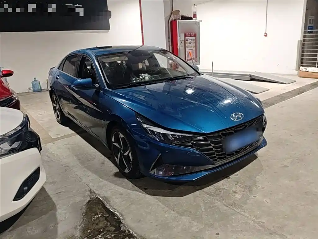 Hyundai Elantra 2021 — фото 4