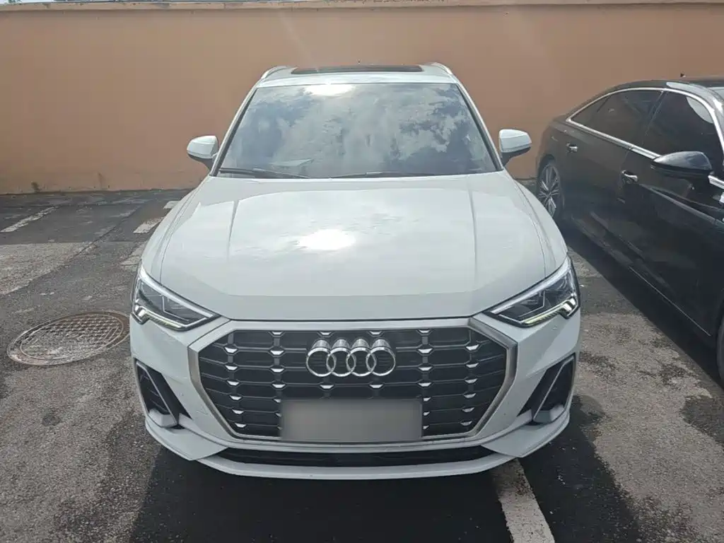 Audi Q3 2021