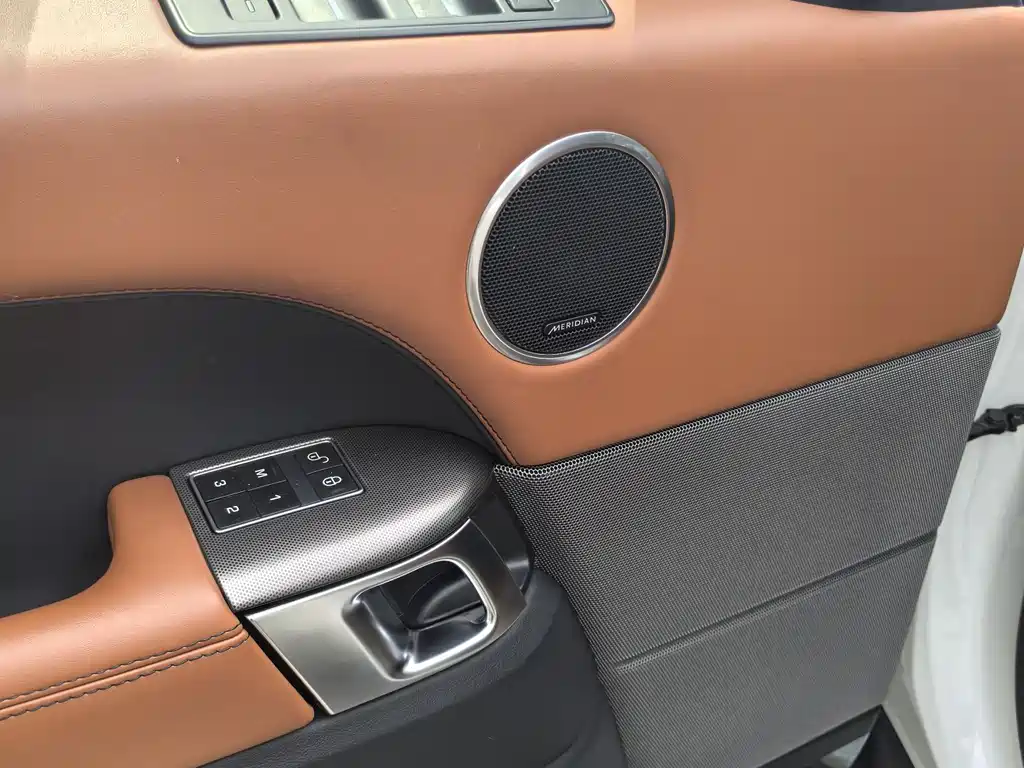 Land Rover Sport 2014 — фото 13