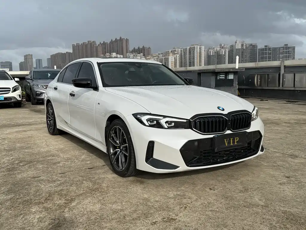 BMW 3 Series 2023