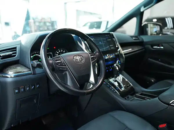 Toyota Vellfire 2020