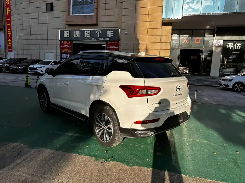 GAC Motor Trumpchi GS4 2016 — фото 7