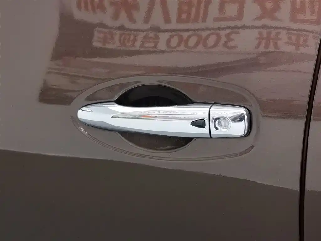 Nissan Terra 2019 — фото 18