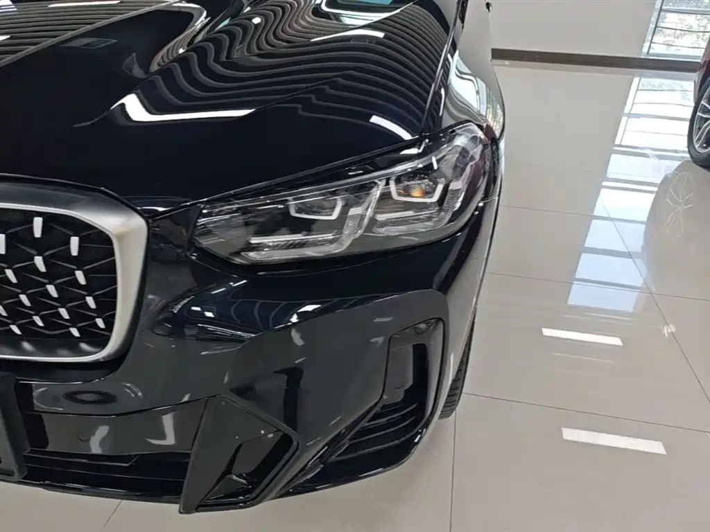 BMW X4 2023 — фото 24
