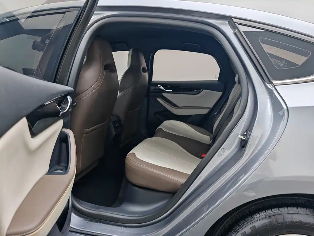 BYD Qin PLUS 2024 — фото 17