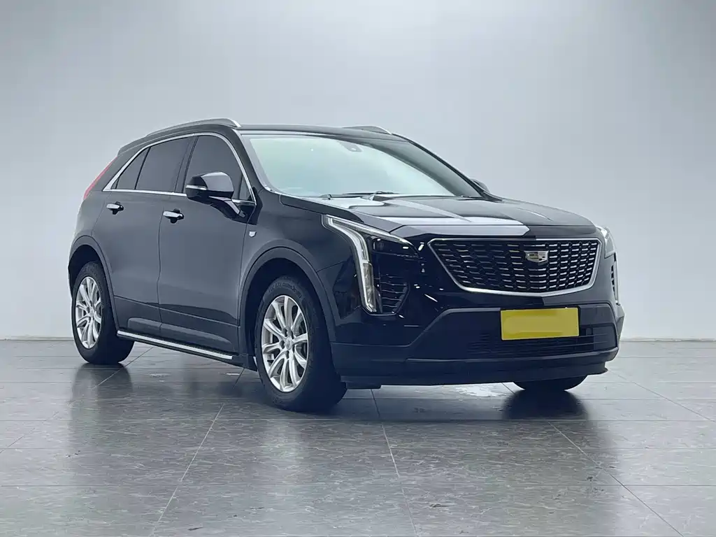 Cadillac XT4 2022 — фото 3