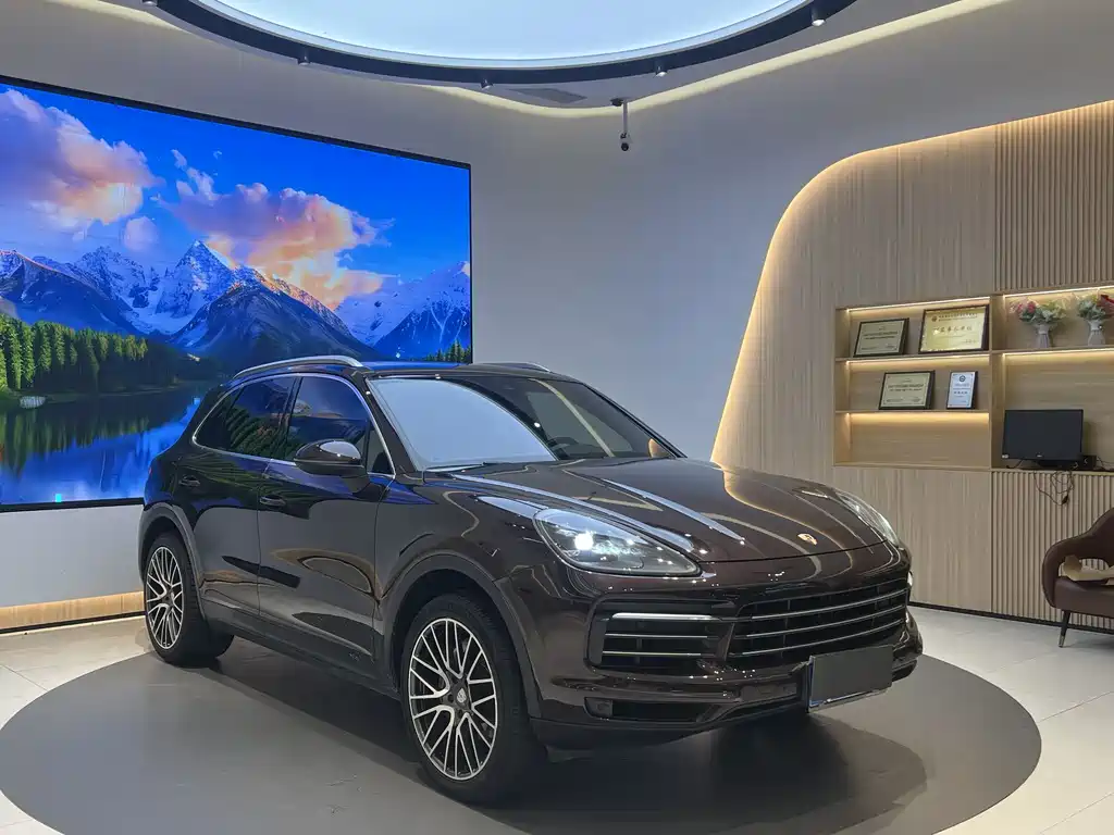 Porsche Cayenne 2018 — фото 3