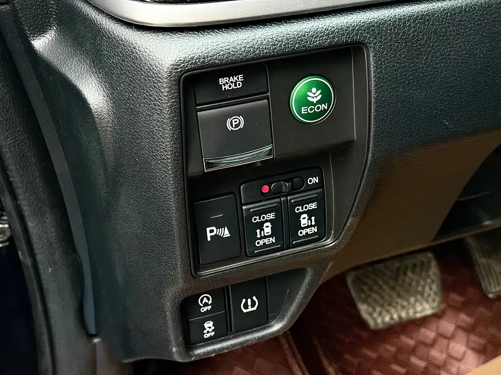 Honda Odyssey 2019 — фото 11
