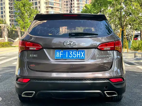 Hyundai Santa Fe 2015