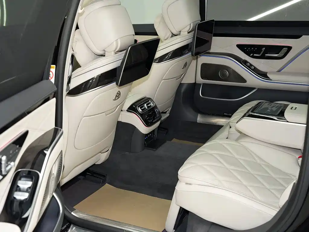 Mercedes-Benz Maybach S-Class 2025 — фото 9