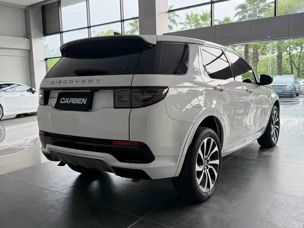 Land Rover Discovery Sport 2024 — фото 4