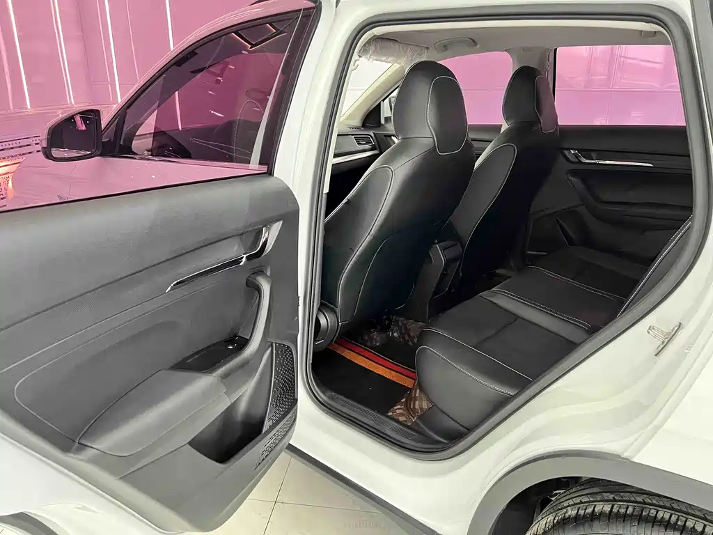 Skoda Kamiq 2023 — фото 12