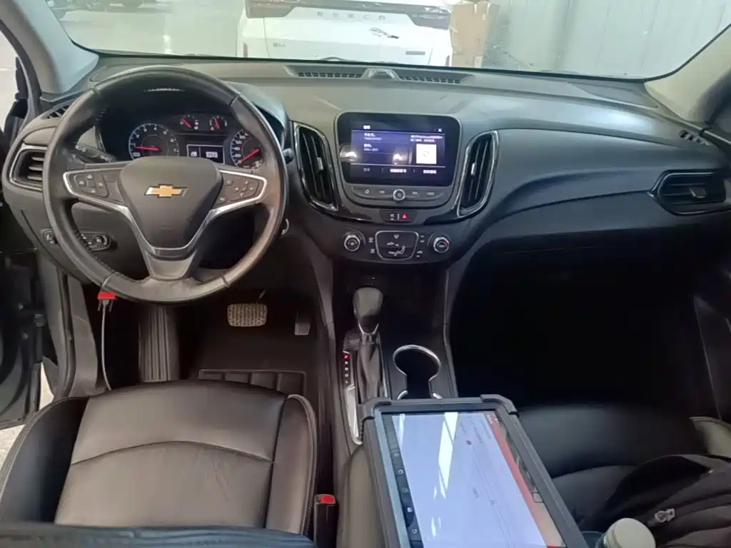 Chevrolet Equinox 2022 — фото 10