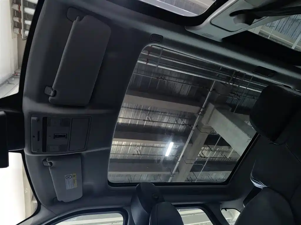 Land Rover Evoque 2017 — фото 14