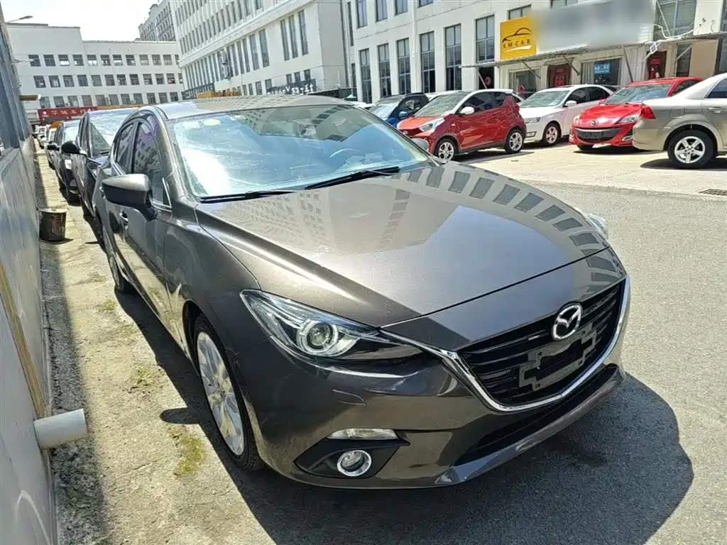 Mazda 3 Axela 2015 — фото 4