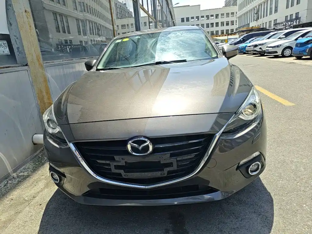 Mazda 3 Axela 2015 — фото 3