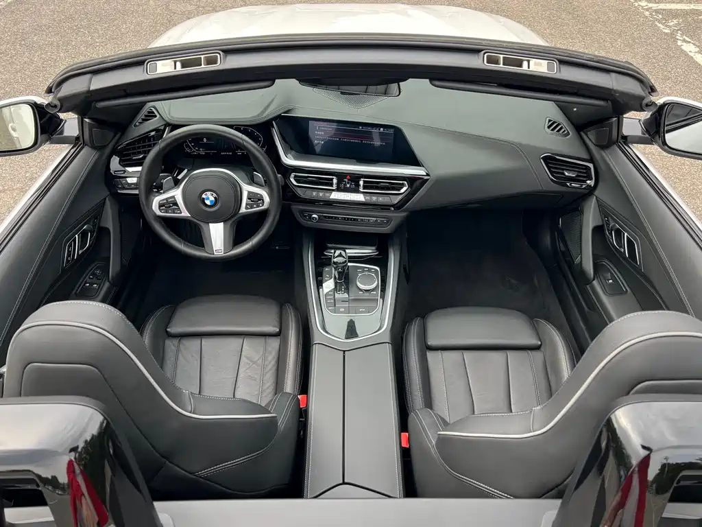 BMW Z4 2021 — фото 21
