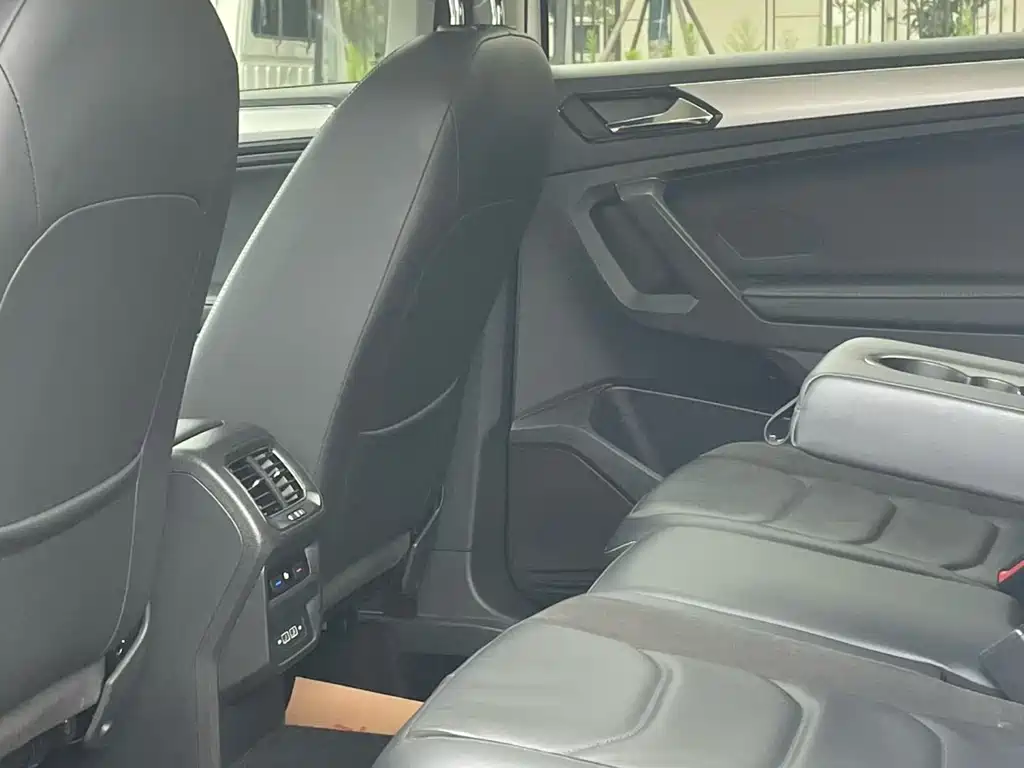 Volkswagen Tiguan L 2021