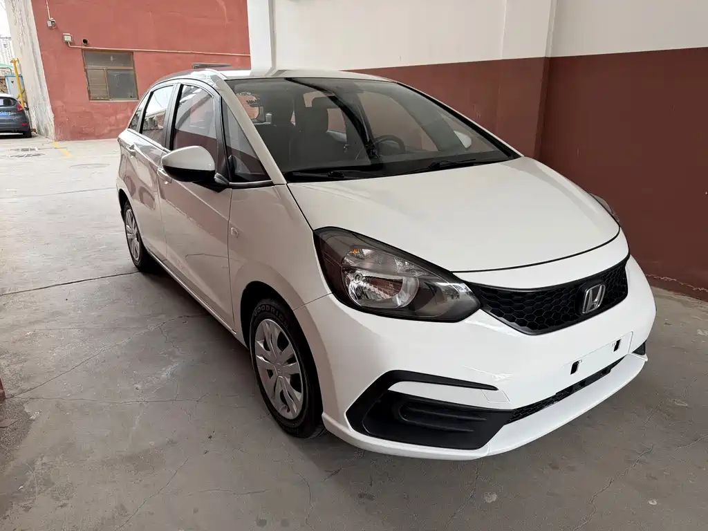 Honda Fit 2023 — фото 3