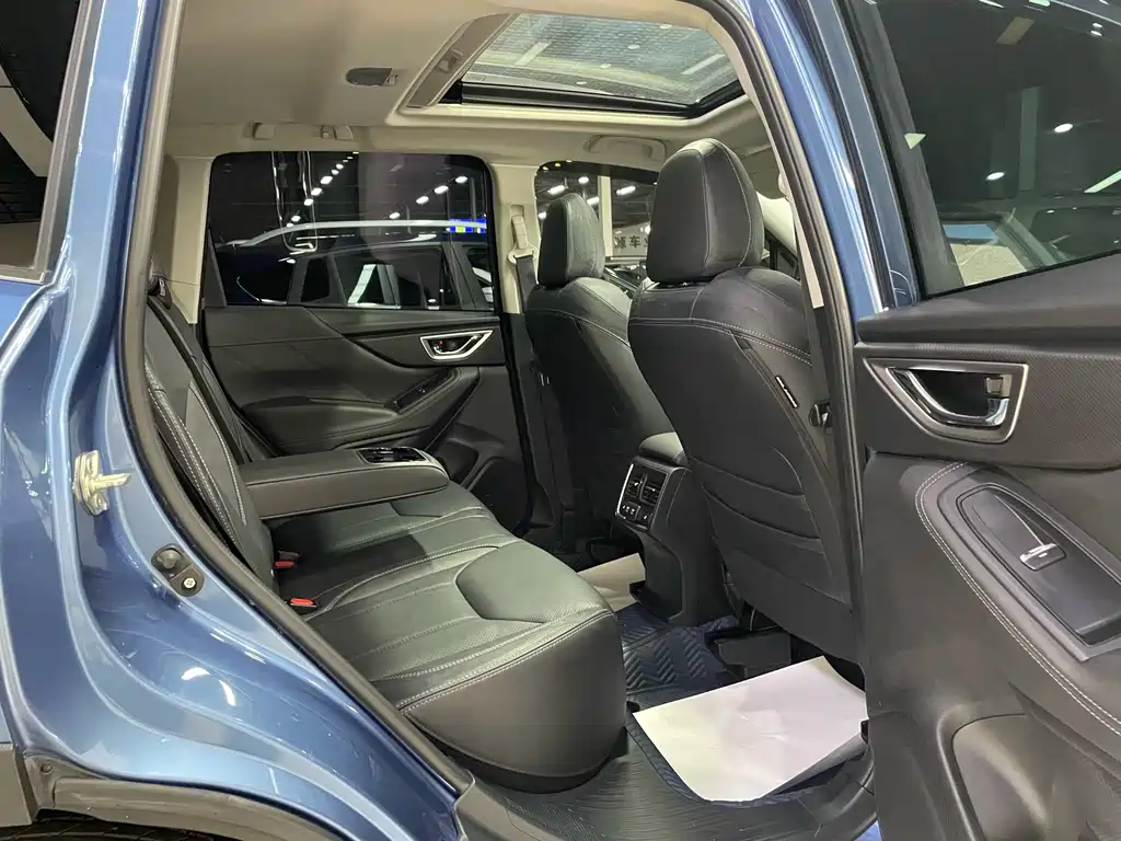 Subaru Forester 2021 — фото 17