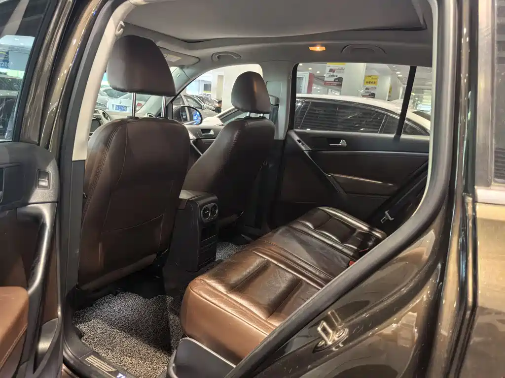 Volkswagen Tiguan 2015 — фото 4