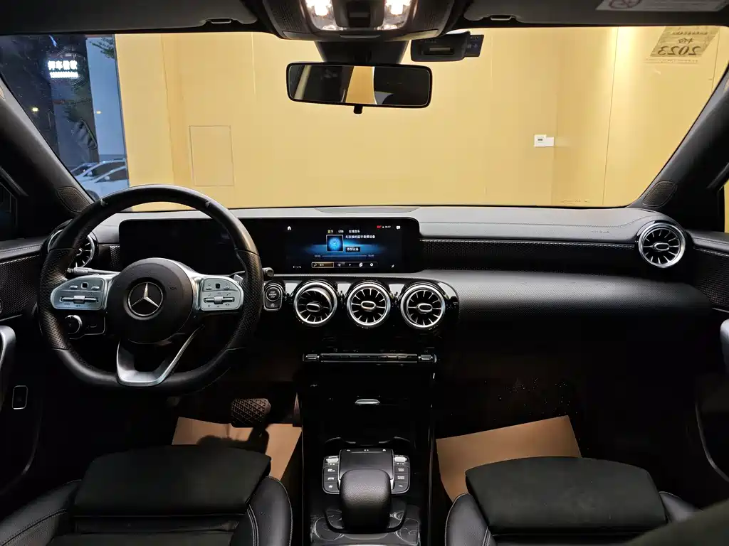 Mercedes-Benz A-Class 2021 — фото 19