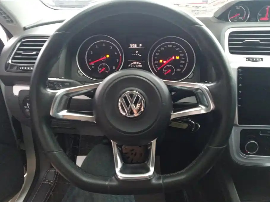 Volkswagen Scirocco 2015 — фото 15