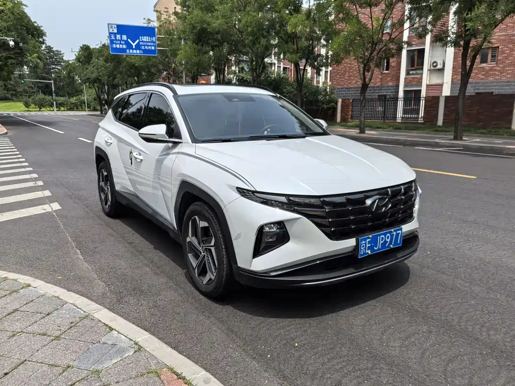 Hyundai Tucson 2022 — фото 19