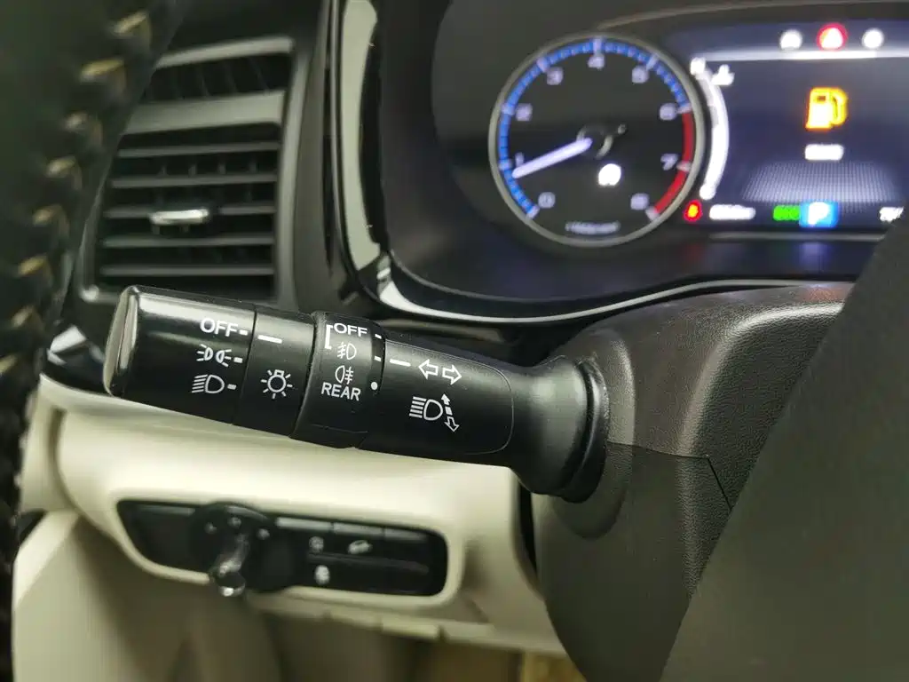 GAC Motor Trumpchi M8 2018 — фото 21